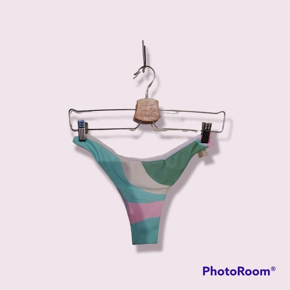 Shein Abstract Bandeau Bikini - Picture 2 of 4